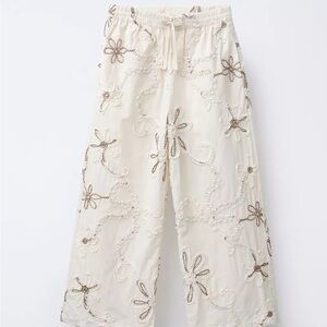 Zara Kids Cream Floral Embroidered Casual Bottoms